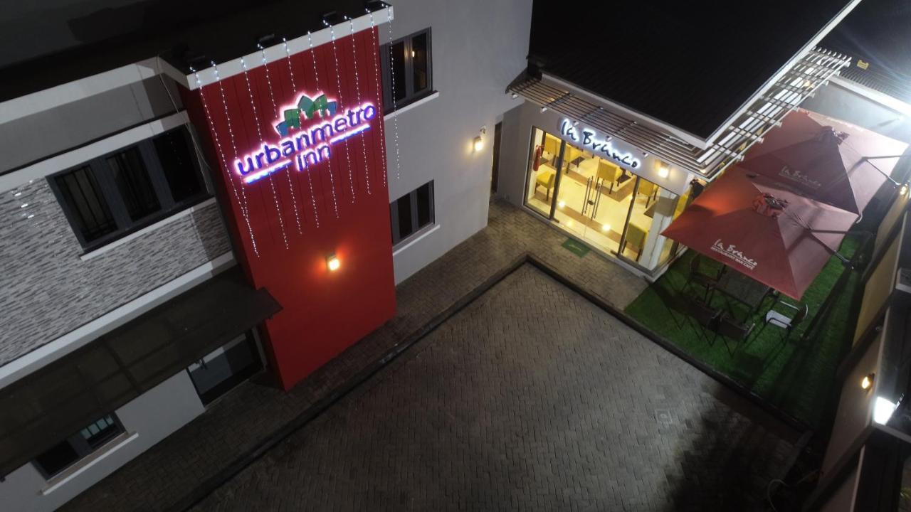 Urban Metro Inn Лагос Екстериор снимка